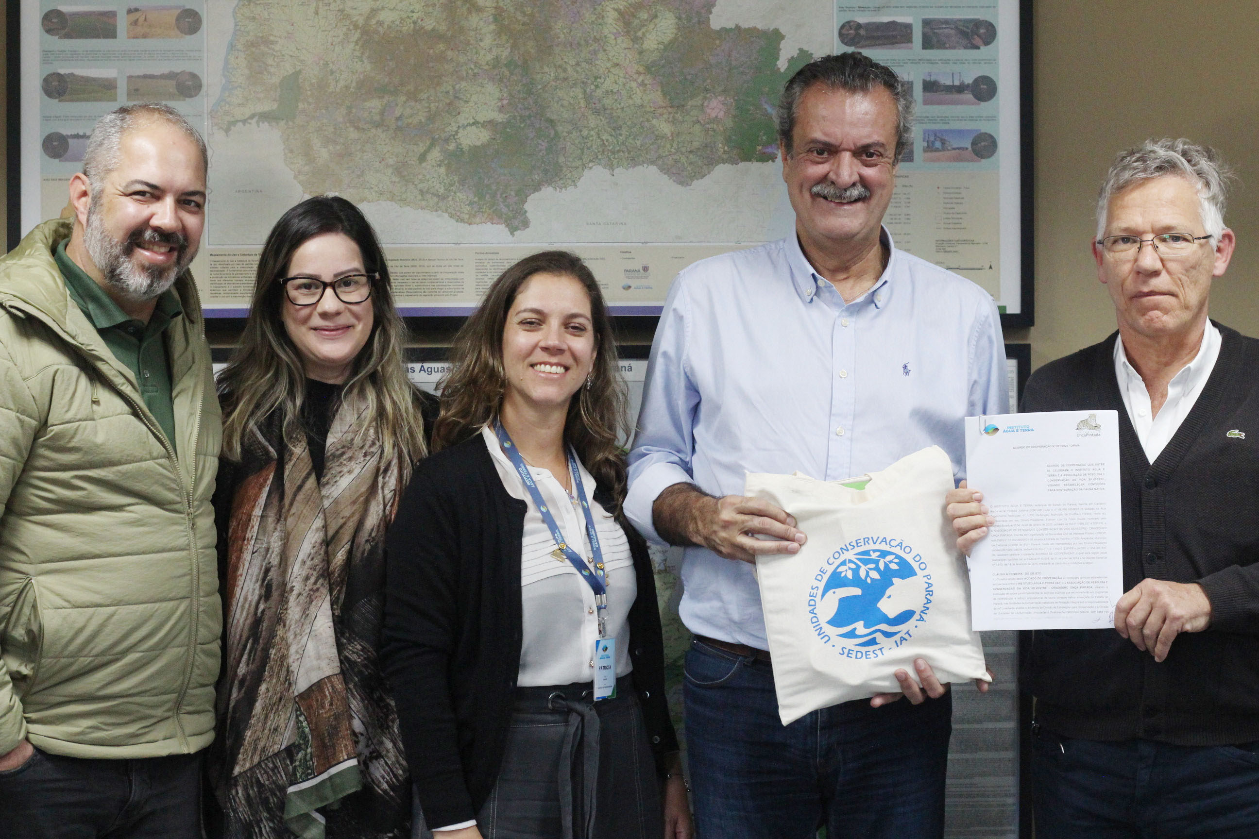 No Dia Mundial do Meio Ambiente, IAT formaliza acordo de cooperação com o Criadouro Onça Pintada para a reintrodução de animais silvestres nas Unidades de Conservação (UCs) do Paraná