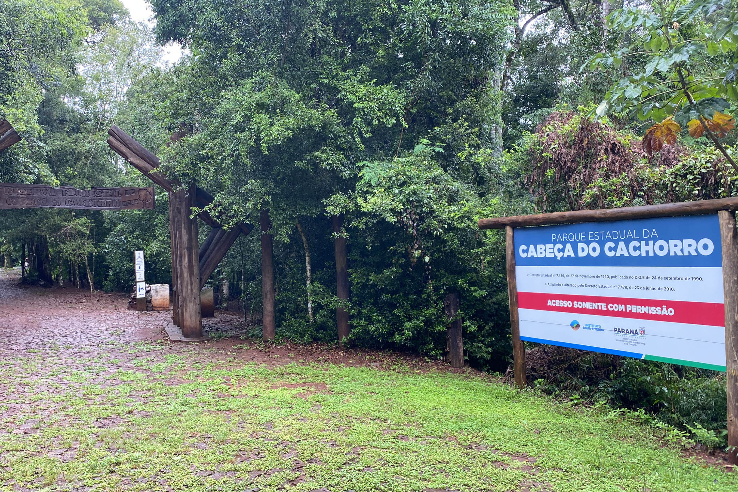 Entrada do Parque Estadual Cabeça do Cachorro.