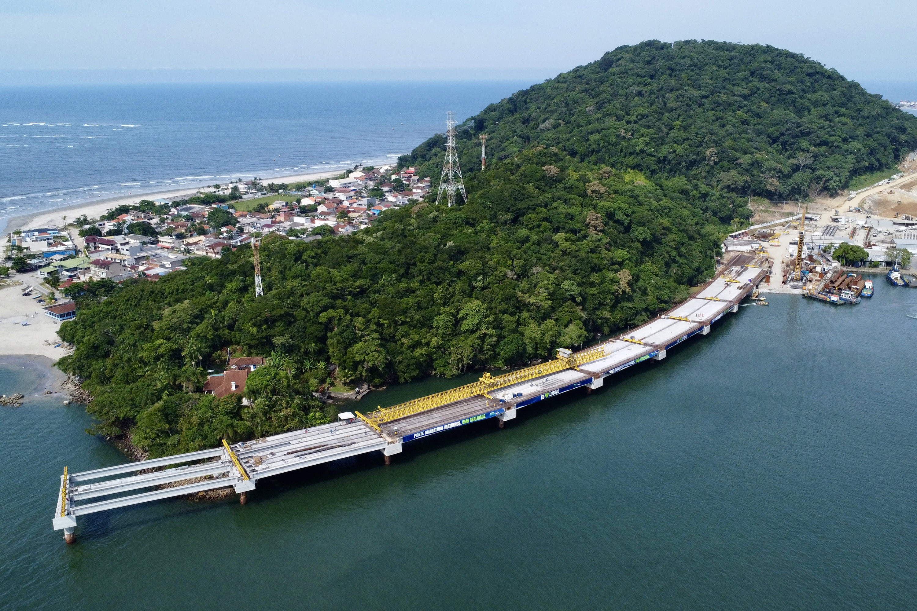 Foto aérea da Ilha do Mel