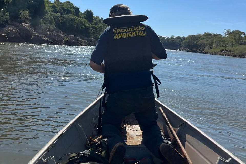Foto de operação de fiscalização de pesca