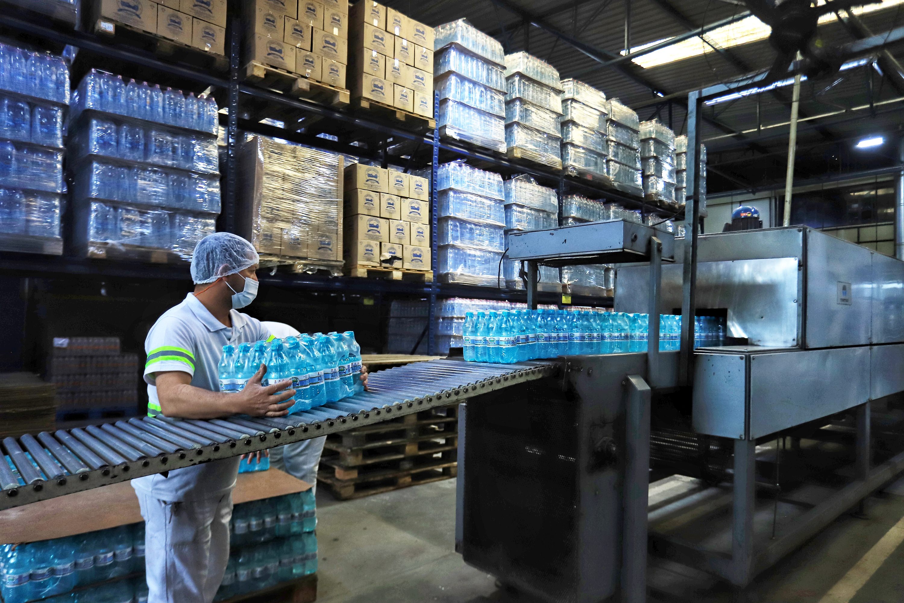 Foto de fábrica de água mineral