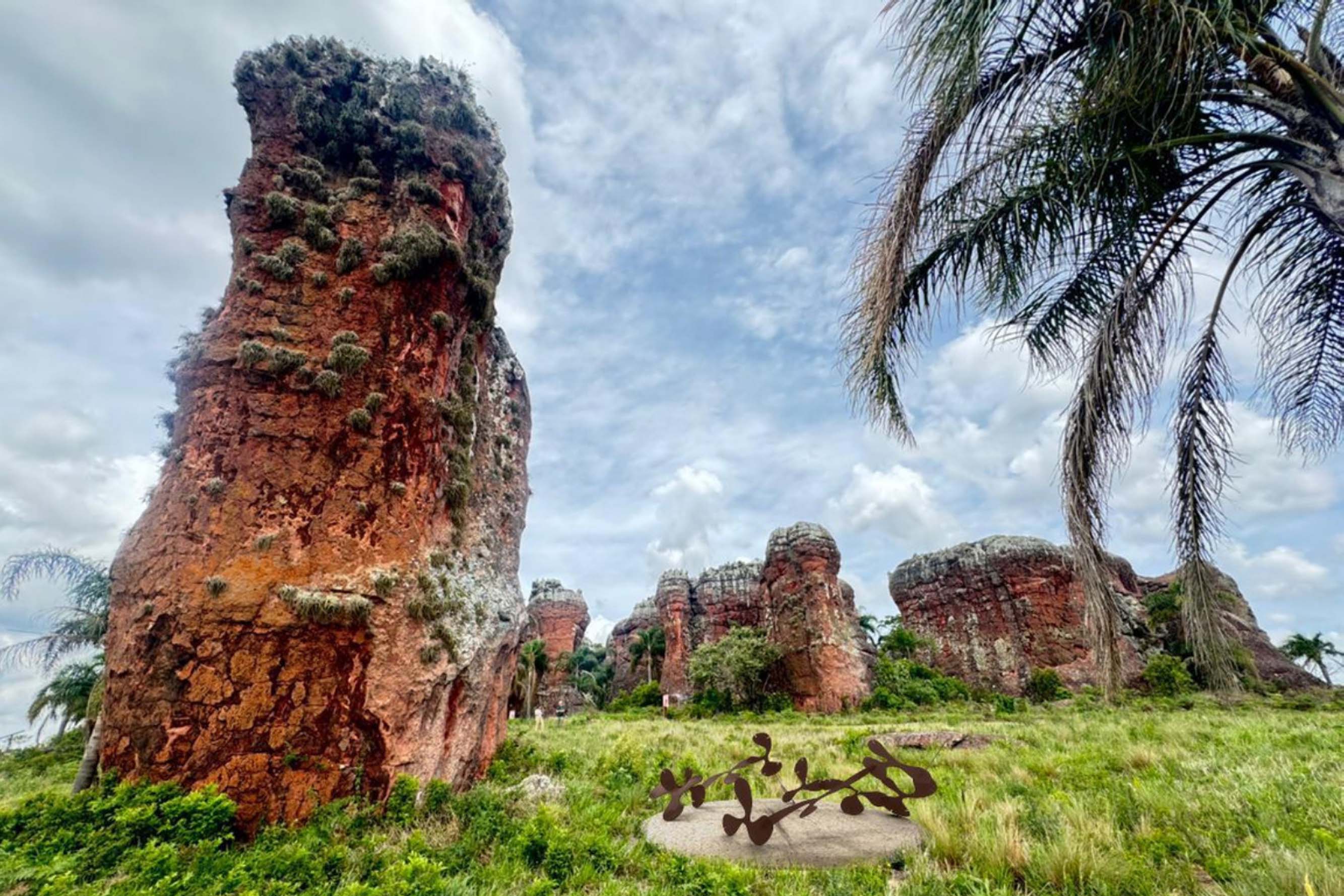 MON sem Paredes: Parque Estadual de Vila Velha receberá obras de arte inéditas ao ar livre