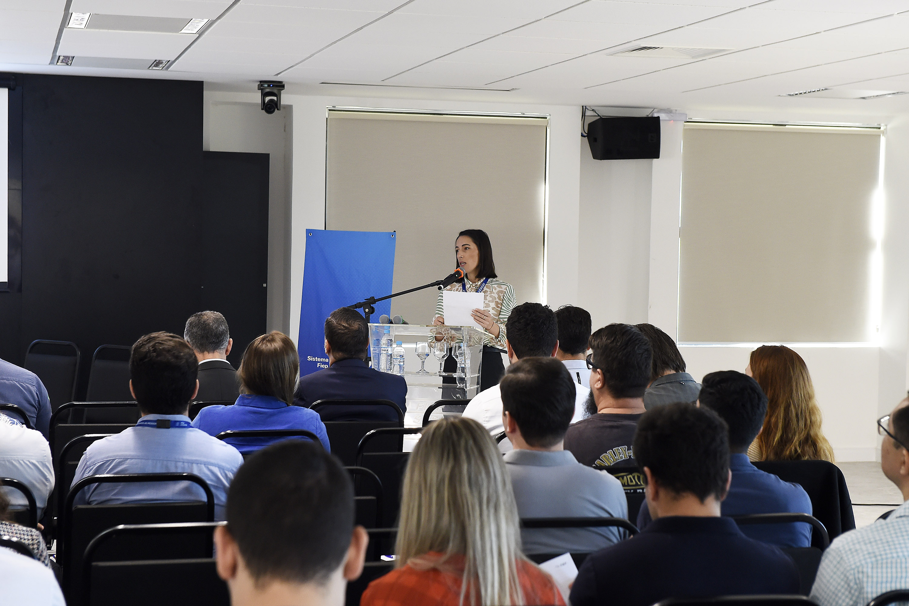 Foto de reunião do Fórum Circular