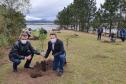 Represa do Iraí recebe mudas nativas e simboliza plantio em todo o Estado 