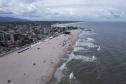 Obras de engorda da orla de Matinhos, no balneária Caiobá, no litoral paranaense.