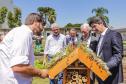 O governador do Paraná, Carlos Massa Ratinho Junior, inaugura o jardim de colmeias de abelhas nativas e a horta orgânica no Palácio Iguaçu.
