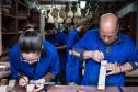 O Manejo da Caxeta vai permitir que mestres fandangueiros possam continuar a fazer os instrumentos que animam as festas locais, típicas do Litoral do Paraná