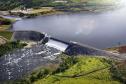 Foto aérea de barragem