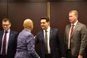 A missão internacional liderada pelo governador Carlos Massa Ratinho Junior iniciou nesta quinta-feira (20) sua agenda no Canadá com reuniões com representantes do governo da província de Quebec para buscar novas parcerias nas áreas de tecnologia, sustentabilidade e energia renovável.