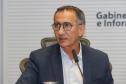 Curitiba, 18 de setembro de 2023 - O governador Carlos Massa Ratinha Jr., ao lado do ministro da Integração e do Desenvolvimento Regional, Waldez Góes, e do diretor da Agência Nacional das Águas, Felipe de Mello S. Cunha, assina o Termo de Adesão ao Pacto pela Governança da Água.