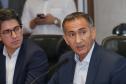 Curitiba, 18 de setembro de 2023 - O governador Carlos Massa Ratinha Jr., ao lado do ministro da Integração e do Desenvolvimento Regional, Waldez Góes, e do diretor da Agência Nacional das Águas, Felipe de Mello S. Cunha, assina o Termo de Adesão ao Pacto pela Governança da Água.