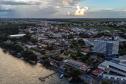 Cidade de Porto Rico ao entardecer.