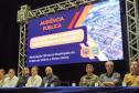 Integrantes discutindo