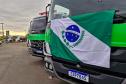CAMINHÃO COM A BANDEIRA DO PARANÁ
