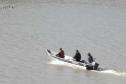 TECNICO DO IAT ANDANDO DE BARCO