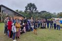Foto de público em evento de erradicação de exóticas