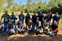 Foto de equipe responsável pelo tratamento do tamanduá