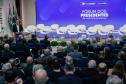 Foto do Governador Ratinho Júnior e demais autoridades em evento da Ocepar