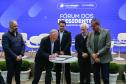 Foto do Governador Ratinho Júnior e demais autoridades em evento da Ocepar