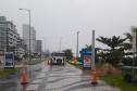 Foto de obras dos superspostes da orla de Matinhos