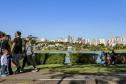 Foto de dia ensolarado em Parque do Paraná