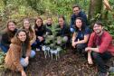 CENAS DE EDUCAÇÃO AMBIENTAL E DISTRIBUIÇÃO DE MUDAS