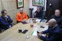 Foto de IAT e Sedest em reunião emergencial