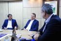 Reunião entre o secretário estadual do Desenvolvimento Sustentável, Everton Souza, e o prefeito de Foz, General Silva e Luna, sobre descentralização do licenciamento ambiental