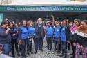 Foto de visita do secretário a feira em Curitiba