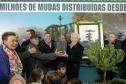 Foto de autoridades em cerimônia