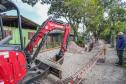 Foto de visita de autoridades a obras da Ilha do Mel