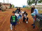 Entrega de brinquedos a crianças do Paraná Piá