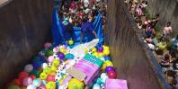 Entrega de brinquedos a crianças do Paraná Piá