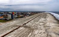 Foto: Denis Ferreira Netto/SEDEST Além da engorda da praia, Estado já executa mais duas obras da recuperação da orla de Matinhos.