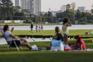 Calor em Curitiba - Parque Barigui 