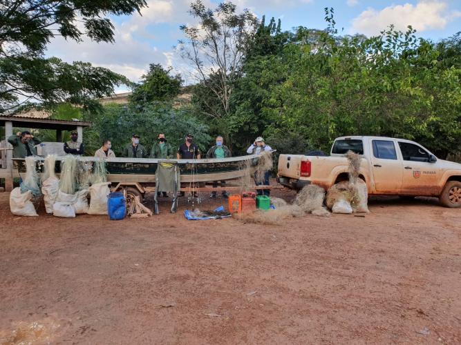 Operação fiscaliza pesca ilegal no Rio Ivaí