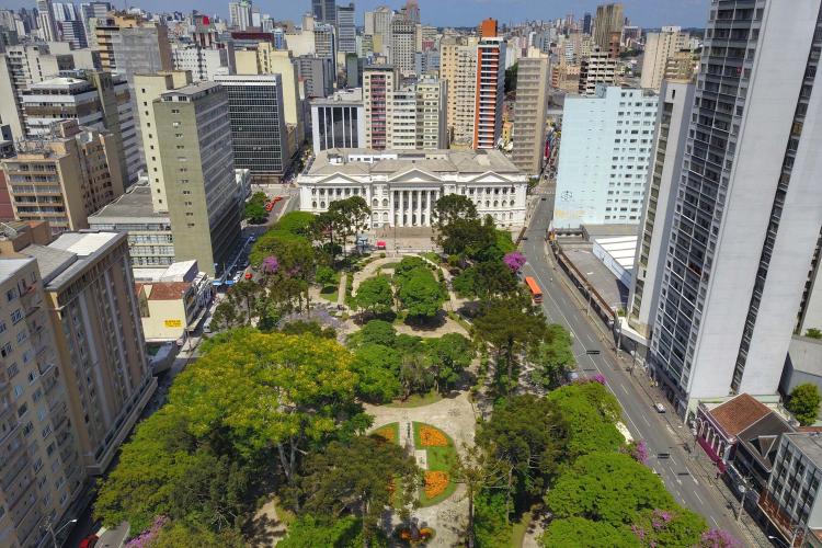 Estações do IAT indicam qualidade boa do ar em todo o Estado.