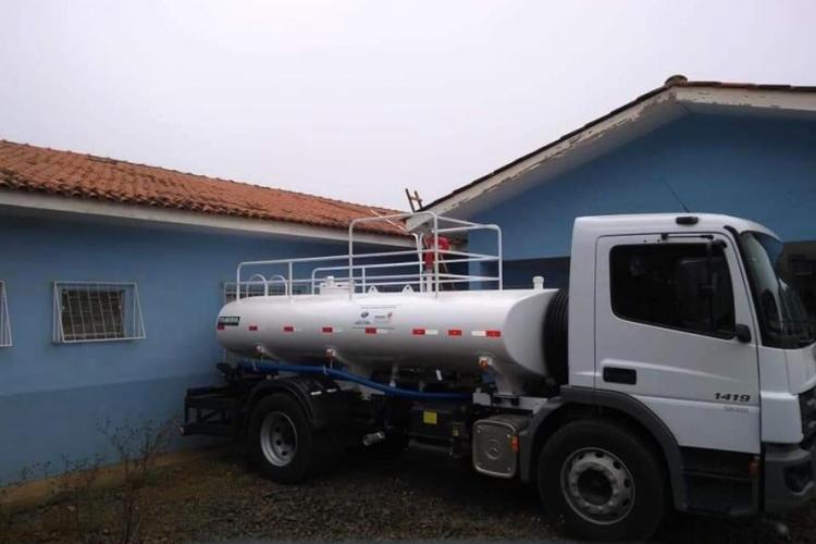 caminhão pipa