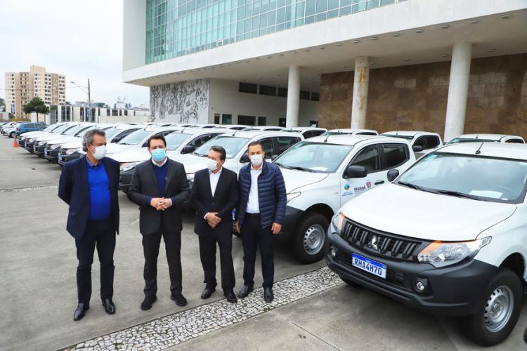 Carros para fiscalização