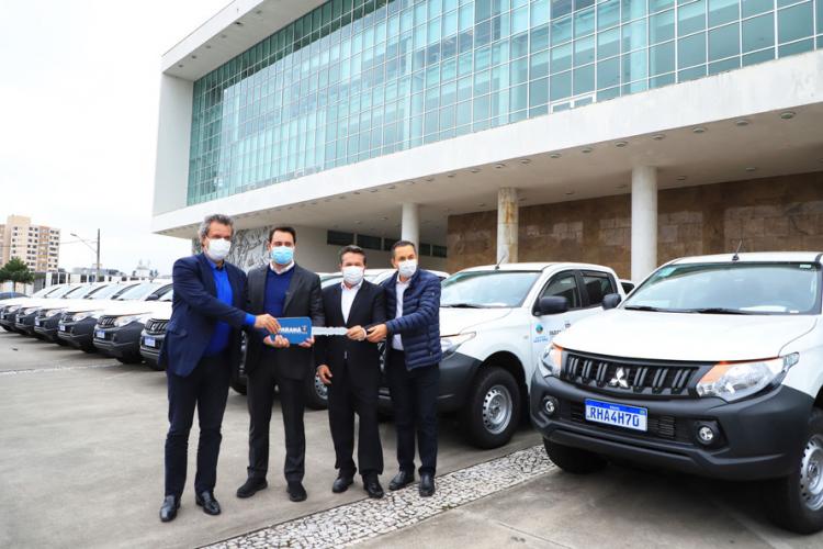 Carros para fiscalização