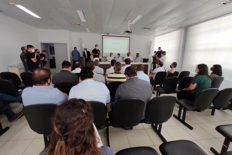 Apresentação Márcio Nunes