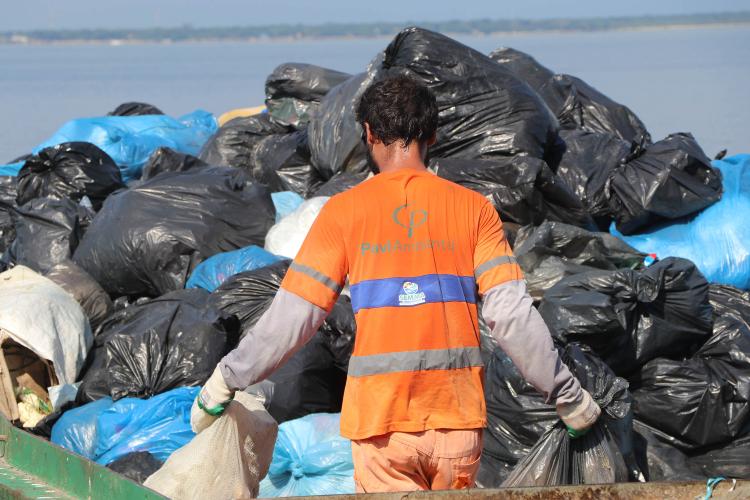 Recolhimento de lixo Litoral