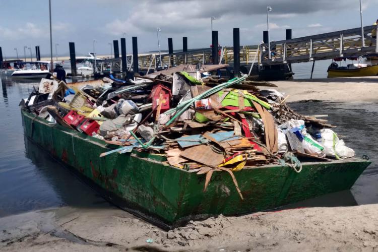 Recolhimento de lixo Litoral