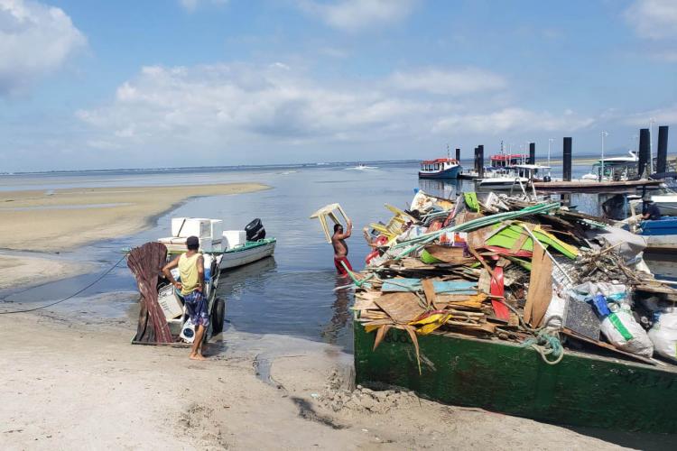 Recolhimento de lixo Litoral