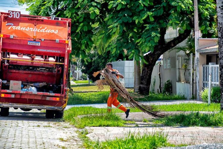 Recolhimento de lixo Litoral