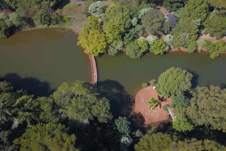 Com Parques Urbanos, 60 municípios do Paraná evitam problemas com erosão - Nesta semana, o secretário Everton Souza acompanhou o andamento das obras nas cidades de Arapongas - foto -, (Norte) e Boa Ventura do São Roque (Centro-Oeste) - curitiba, 27/05/2022