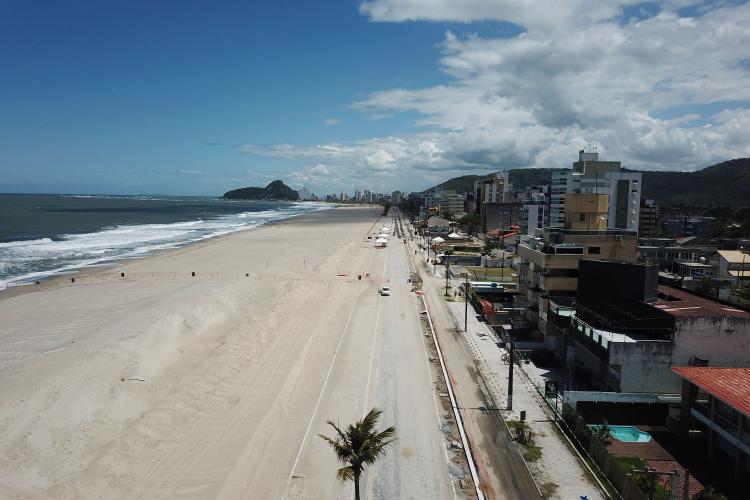 Obras de recuperação em Matinhos seguirão em andamento durante a temporada de verão