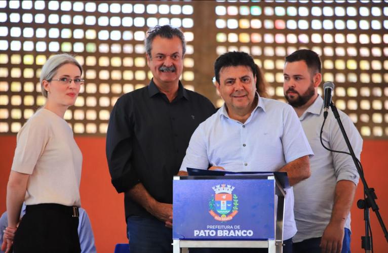 Prefeitura de Pato Branco assume o compromisso de plantar 10 mil mudas de árvores nativas Foto: Rodinei Santos - prefeitura Pato Branco