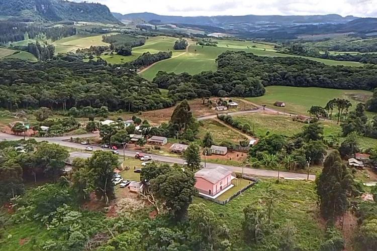 Estado regulariza imovéis de 88 famílias rurais e em áreas urbanas de Ivaí