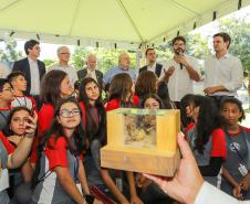 O governador do Paraná, Carlos Massa Ratinho Junior, inaugura o jardim de colmeias de abelhas nativas e a horta orgânica no Palácio Iguaçu.